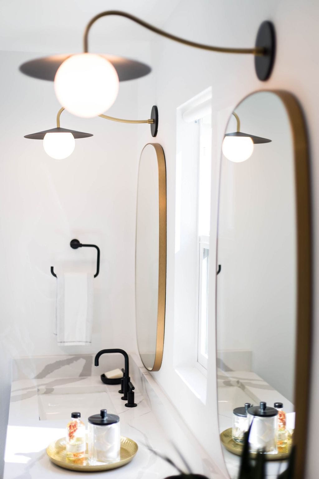 bathroom-lighting-detail-dallas-tx