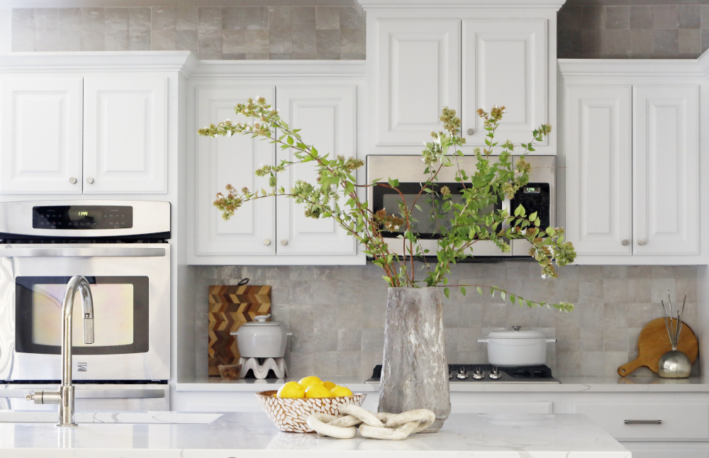 Full Kitchen With Decor